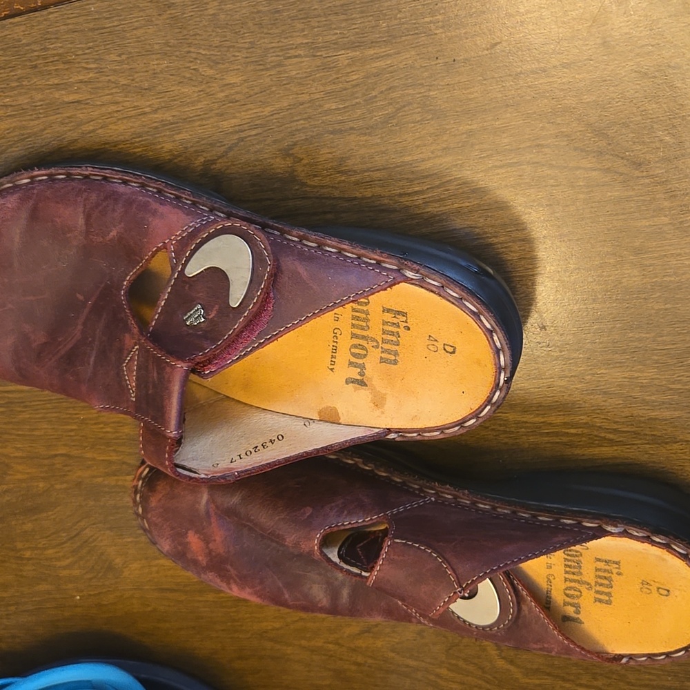 Finn Comfort Brown Leather Mules/Clogs-German - Picture 3 of 9